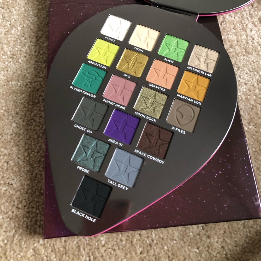 JAC ALIEN PALETTE